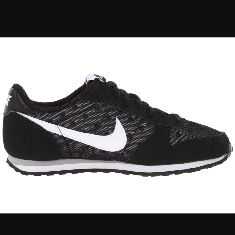 Nike Genicco polka dot print black/white/wolf grey